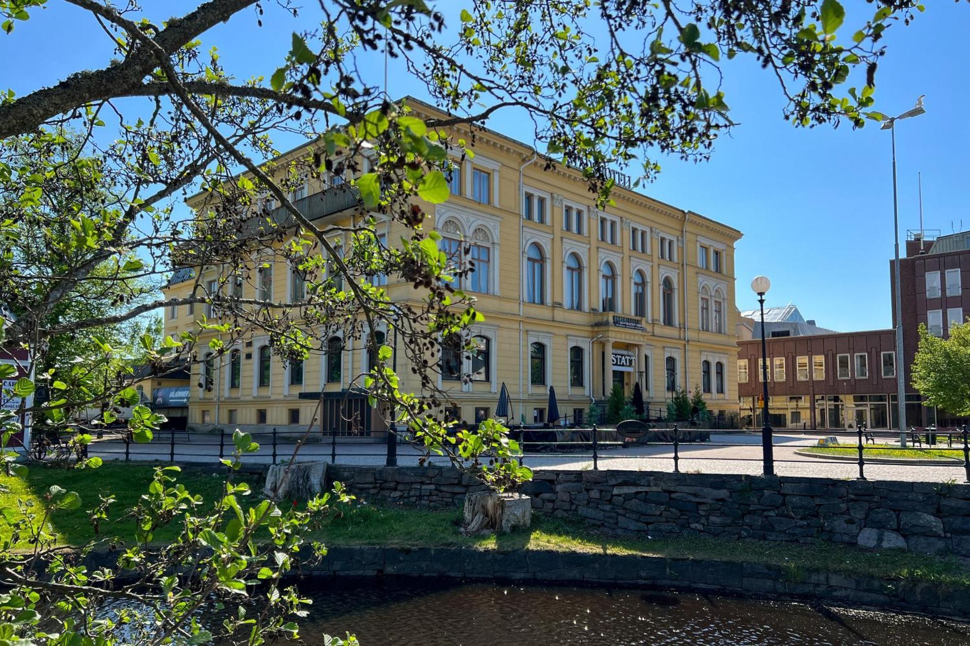 Stadshotellet Kristinehamn Kültér fotó